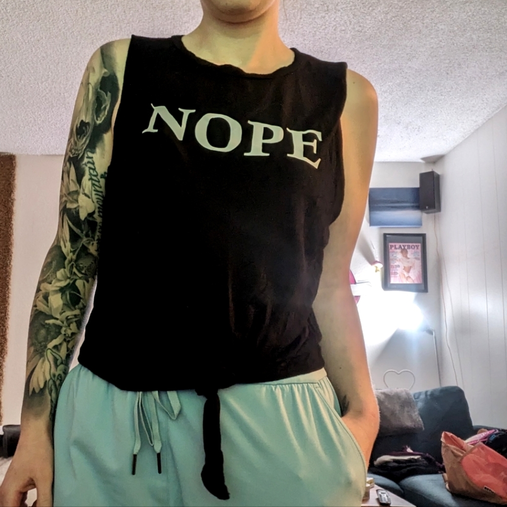 5/25🌻 Black "Nope" Tank Top